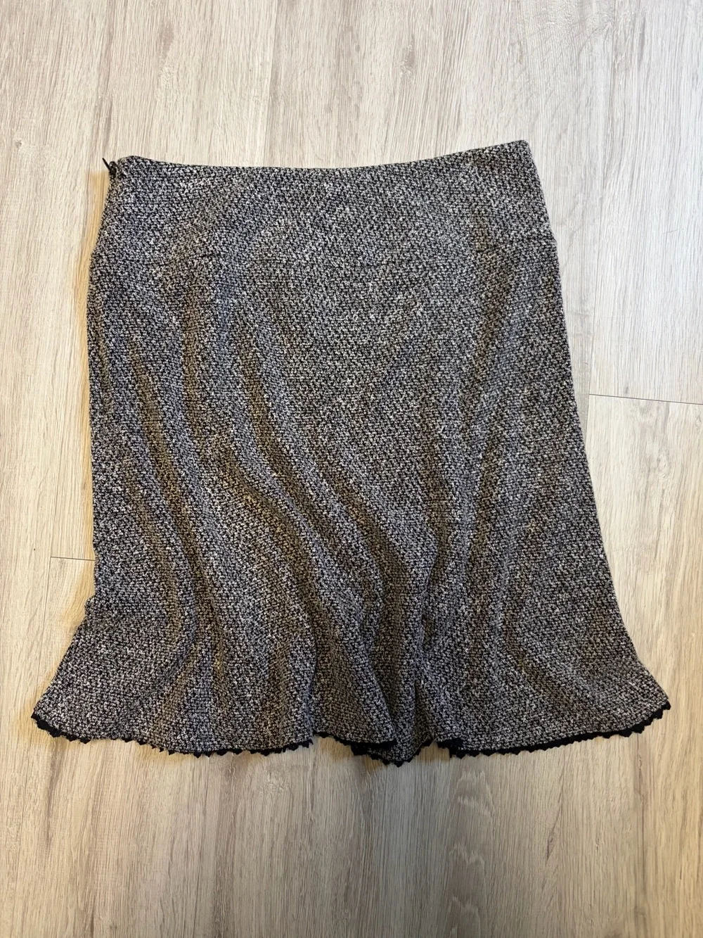 Express Black & White A-Line Knit Skirt